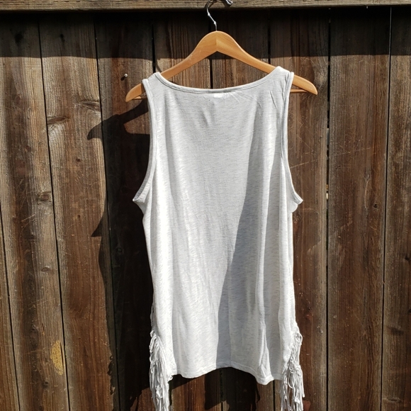 TORRID Sleeveless Rocker Top - Picture 7 of 9